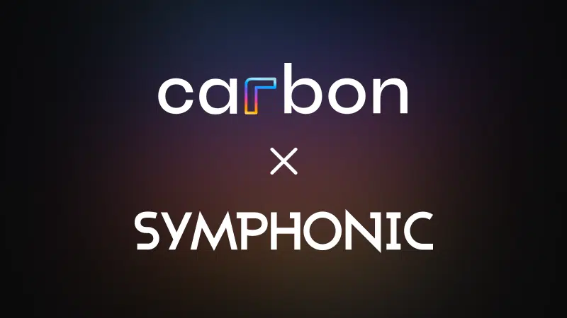 Logo de "carbon" sobre una gran "x" y la palabra "SYMPHONIC" en un fondo oscuro con degradado de carbono.